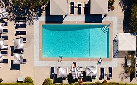 Luxe Sunset Boulevard Hotel